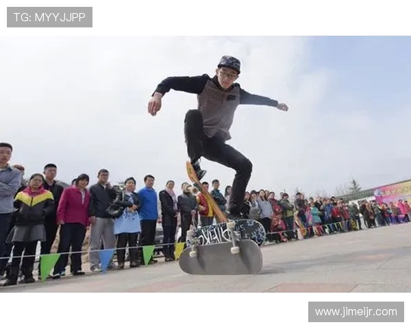 杭州滑板队在滑板节奏排行榜中荣获第七名展现出强劲实力与潜力