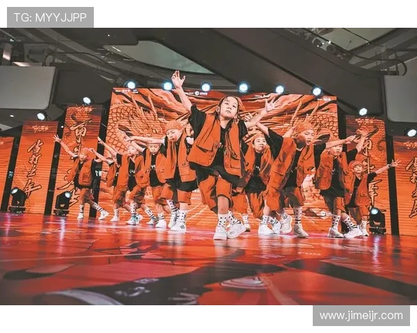 街舞战术解析:上海街舞队如何运用区域防守提升团队协作与竞技水平 街舞战术解析:上海街舞队如何运用区域防守提升团队协作与竞技水平