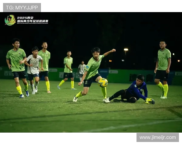 赛后分析：西安足球队与深圳足球队的战术对决与技术细节剖析