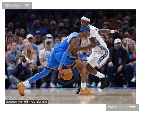 76人对雷霆精彩对决视频回顾全场亮点与精彩瞬间分析 76人对雷霆精彩对决视频回顾全场亮点与精彩瞬间分析