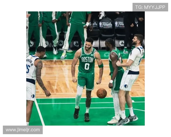 塔图姆60分致敬科比带领绿军逆转尼克斯创下历史新高 塔图姆60分致敬科比带领绿军逆转尼克斯创下历史新高