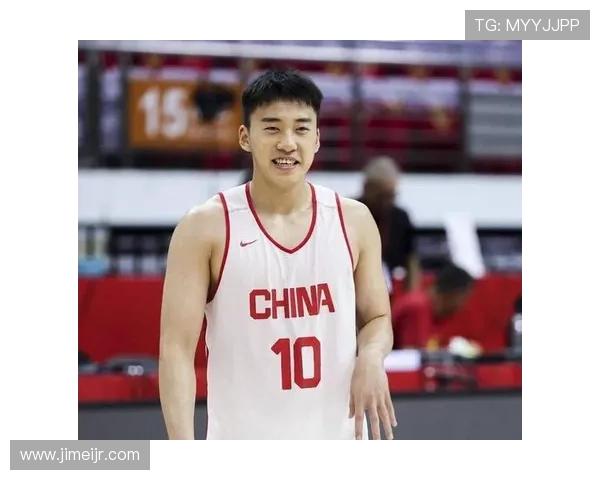 刘秀英专访:从球场新星到篮球传奇的成长之路回顾 刘秀英专访:从球场新星到篮球传奇的成长之路回顾